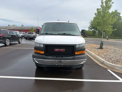 Used 2020 GMC Savana 3500 w/ Driver Convenience Package RWD image 8