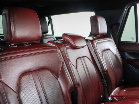 Used 2023 Ford Expedition Max Limited image 30