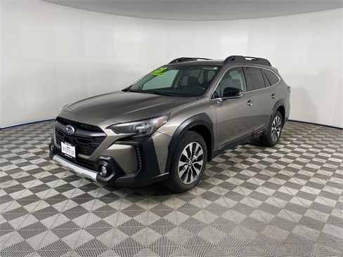 Used 2023 Subaru Outback Limited image 1