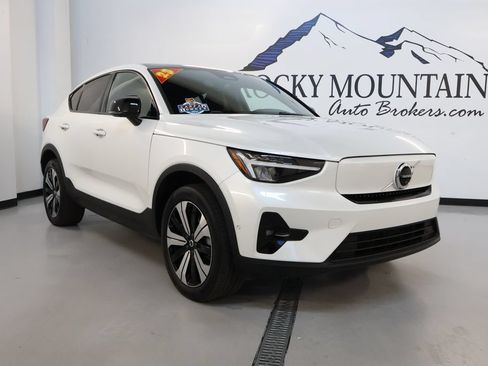 Used 2023 Volvo C40 P8 Recharge Plus AWD/4WD image 1