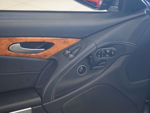 Used 2012 Mercedes-Benz SL 550 SL 550 2dr Convertible image 36