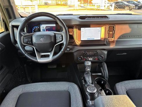 Used 2021 Ford Bronco Big Bend w/ Sasquatch Package image 10