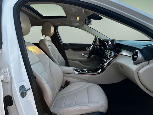 Used 2021 Mercedes-Benz C 300 4MATIC Sedan image 21