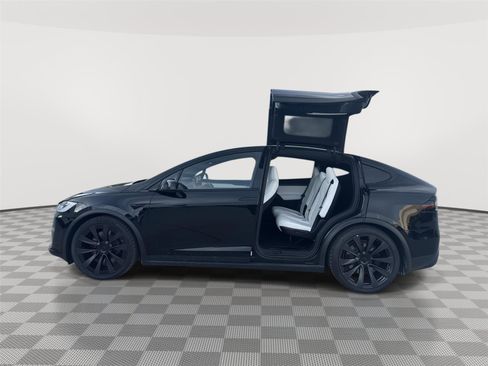 Used 2022 Tesla Model X AWD/4WD image 5