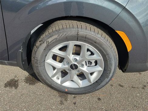 New 2025 Kia Soul LX image 38