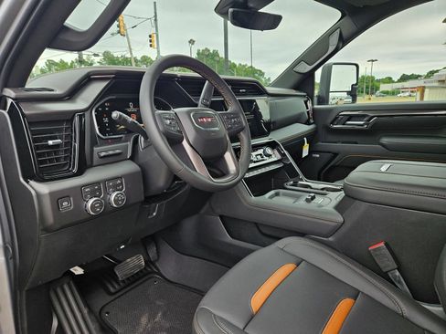 New 2026 GMC Sierra 2500 AT4 w/ AT4 Premium Plus Package AWD/4WD image 10