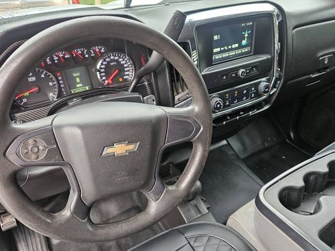 Used 2017 Chevrolet Silverado 2500 W/T w/ WT Fleet Convenience Package AWD/4WD image 7