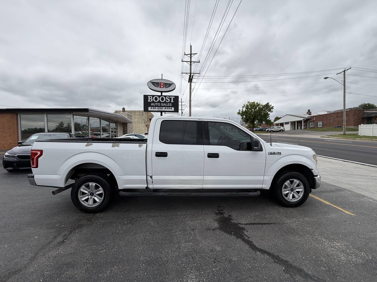Used 2016 Ford F150 XLT w/ Equipment Group 301A Mid AWD/4WD image 8