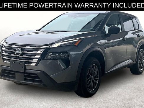 Used 2024 Nissan Rogue S FWD image 12
