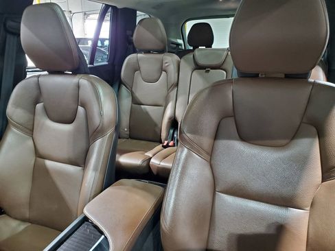 Used 2019 Volvo XC90 T6 Momentum w/ Advanced Package image 41