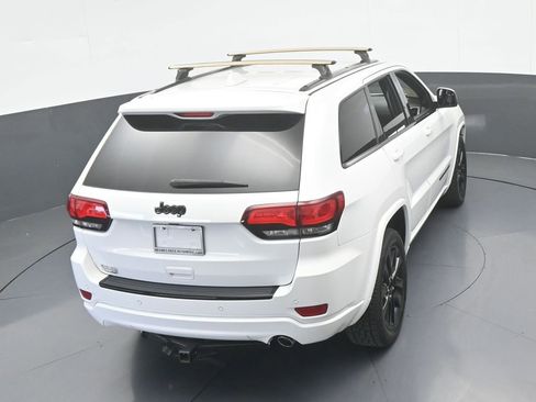 Used 2018 Jeep Grand Cherokee Altitude image 45