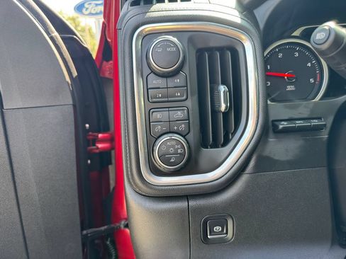 Used 2021 Chevrolet Silverado 2500 LTZ w/ LTZ Premium Package AWD/4WD image 22