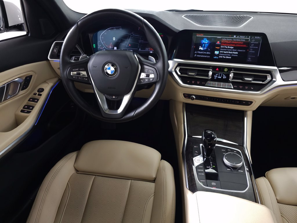 Used 2022 BMW 330i xDrive Sedan w/ Driving Assistance Package AWD/4WD image 18
