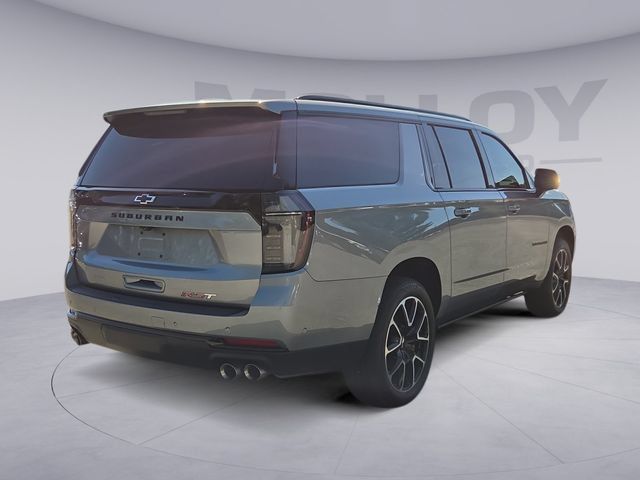 Used 2025 Chevrolet Suburban RST w/ RST Capability Package AWD/4WD image 5