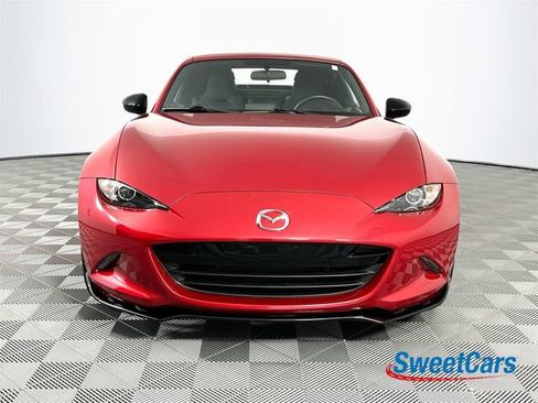 Used 2017 MAZDA MX-5 Miata RF Club RWD image 10
