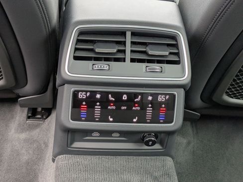 Used 2025 Audi A6 Premium Plus image 27