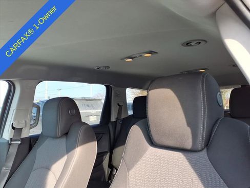 Used 2016 Chevrolet Traverse LT w/ Style and Technology Package image 19