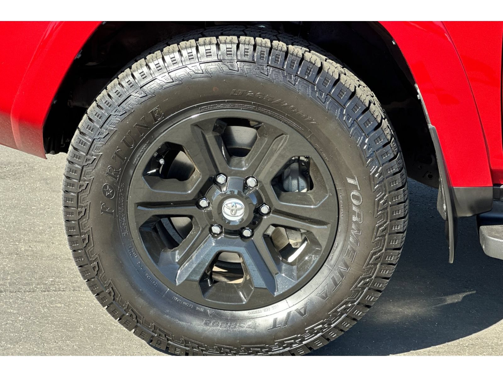 Certified 2022 Toyota 4Runner SR5 Premium w/ Moonroof Package AWD/4WD image 35