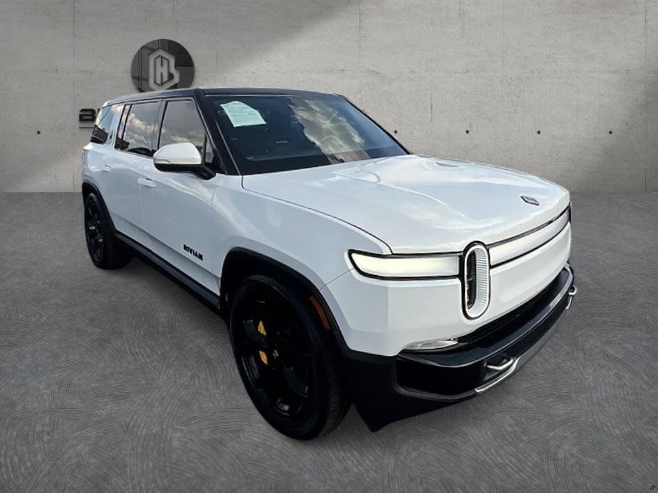 Used 2023 Rivian R1S Adventure Quad AWD/4WD image 4