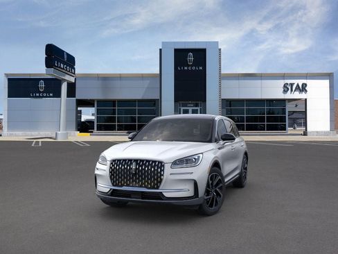New 2023 Lincoln Corsair Reserve w/ Equipment Group 202A AWD/4WD image 2