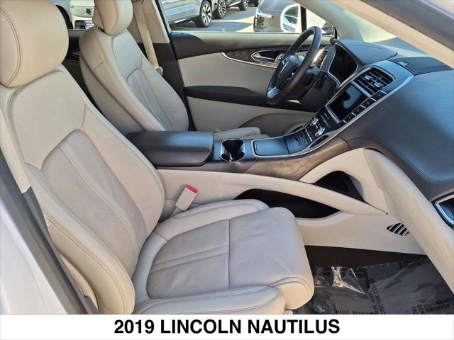 Used 2019 Lincoln Nautilus Reserve AWD/4WD image 27