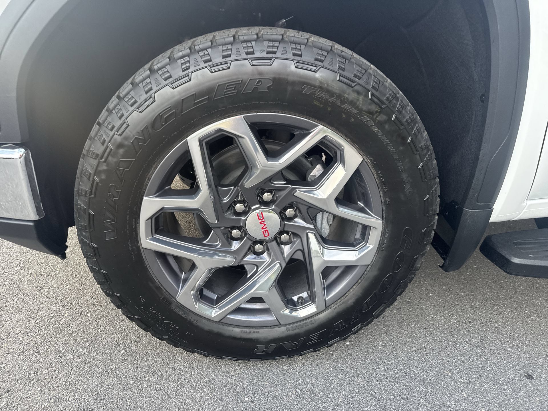 New 2026 GMC Sierra 1500 SLT w/ SLT Premium Plus Package AWD/4WD image 18