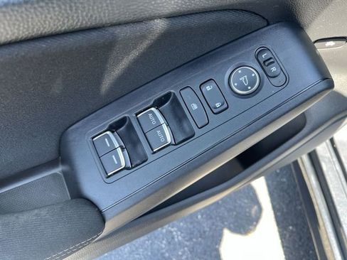 Used 2024 Honda Civic LX image 17