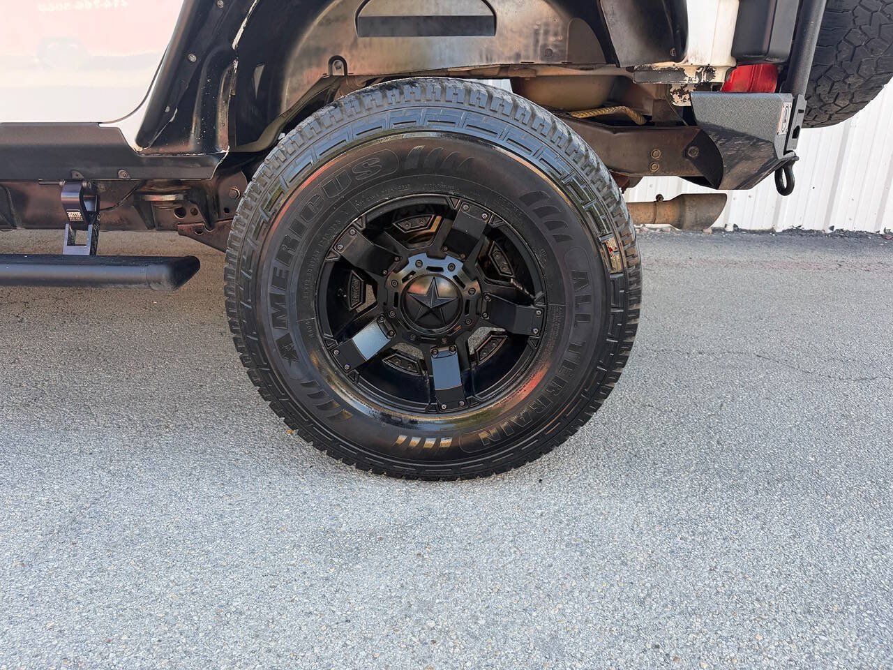 Used 2014 Jeep Wrangler Unlimited Rubicon w/ Connectivity Group AWD/4WD image 28