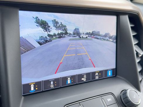 Used 2022 GMC Acadia Denali w/ Denali Ultimate Package image 26