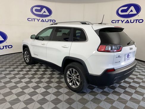 Used 2019 Jeep Cherokee Latitude Plus w/ Comfort/Convenience Group AWD/4WD image 5