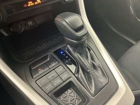 Used 2023 Toyota RAV4 LE image 16