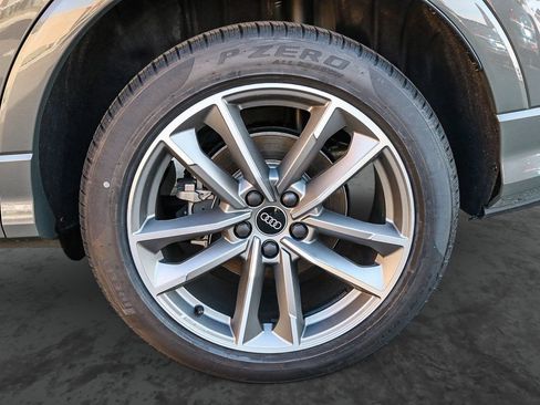 New 2025 Audi Q3 2.0T Premium image 8