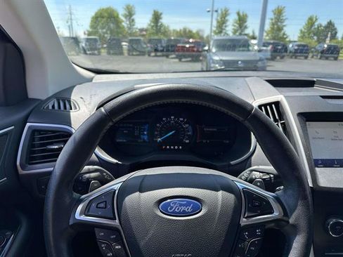 Used 2020 Ford Edge SEL w/ Convenience Package AWD/4WD image 17