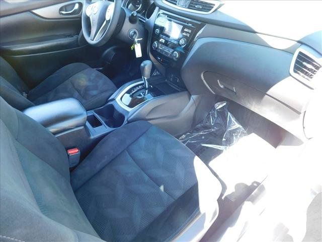 Used 2015 Nissan Rogue S FWD image 28