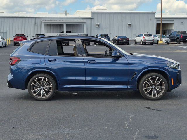 Used 2024 BMW X3 xDrive30i AWD/4WD image 4