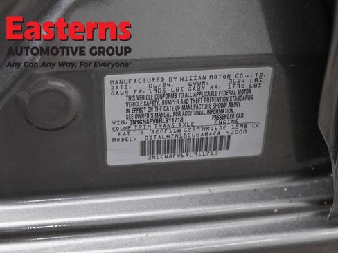 Used 2024 Nissan Versa SR FWD image 34