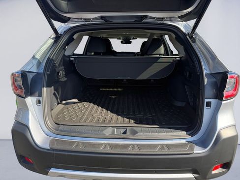 Used 2025 Subaru Outback Touring w/ Tech Package 3 image 19