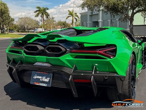 Used 2024 Lamborghini Revuelto AWD/4WD image 64