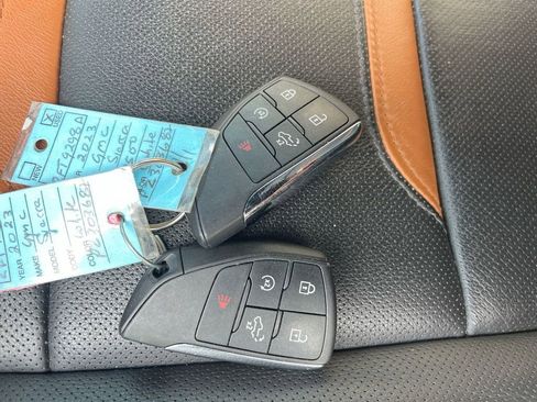 Used 2023 GMC Sierra 1500 AT4 w/ AT4 Premium Package image 38