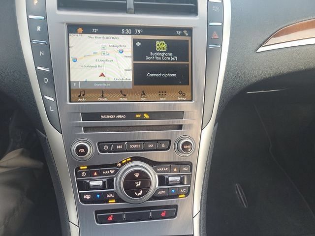 Used 2018 Lincoln MKZ Select w/ Select Plus Package FWD image 17