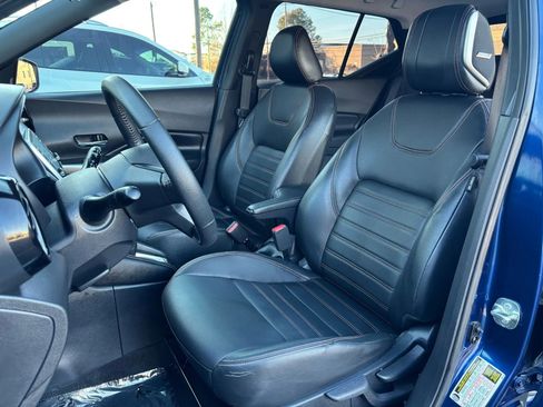 Used 2020 Nissan Kicks SR w/ SR Premium Package image 15