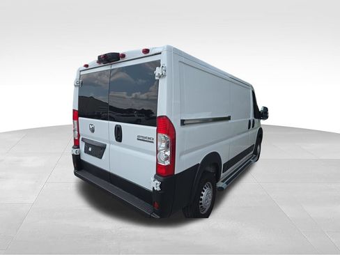 Used 2025 RAM ProMaster 2500 w/ U-Haul Equipment Group FWD image 7