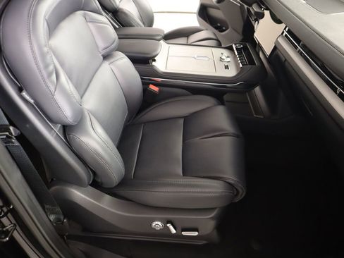 New 2026 Lincoln Navigator Reserve AWD/4WD image 14