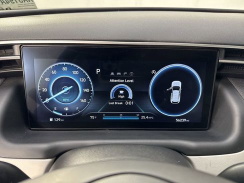 Used 2024 Hyundai Tucson Limited AWD/4WD image 16