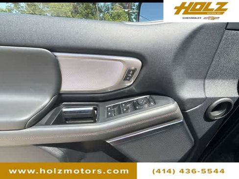 Used 2025 Ford Expedition Active AWD/4WD image 24