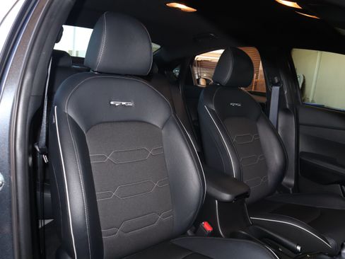 Used 2023 Kia Forte GT-Line FWD image 39