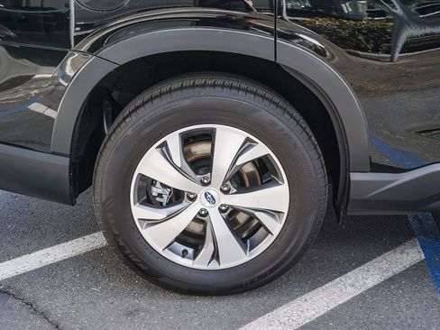 Certified 2025 Subaru Ascent Premium AWD/4WD image 8