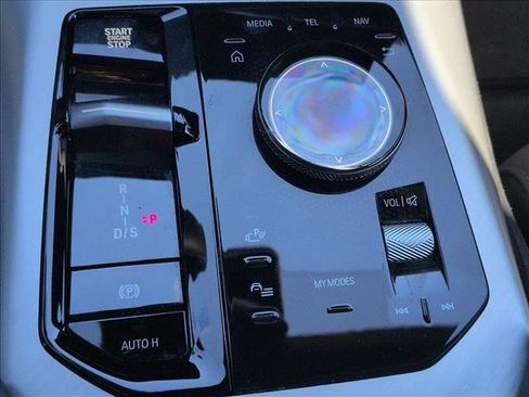 Used 2025 BMW X3 xDrive30i w/ Premium Package image 12