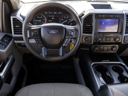 Used 2020 Ford F250 XLT w/ FX4 Off-Road Package AWD/4WD image 17