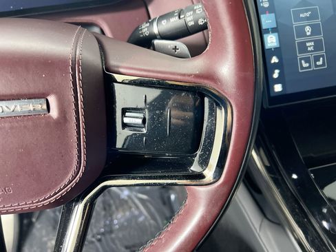 Used 2024 Land Rover Range Rover Sport Dynamic SE image 16